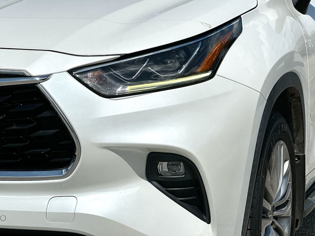 Thumbnail: 2020 Toyota Highlander - 26