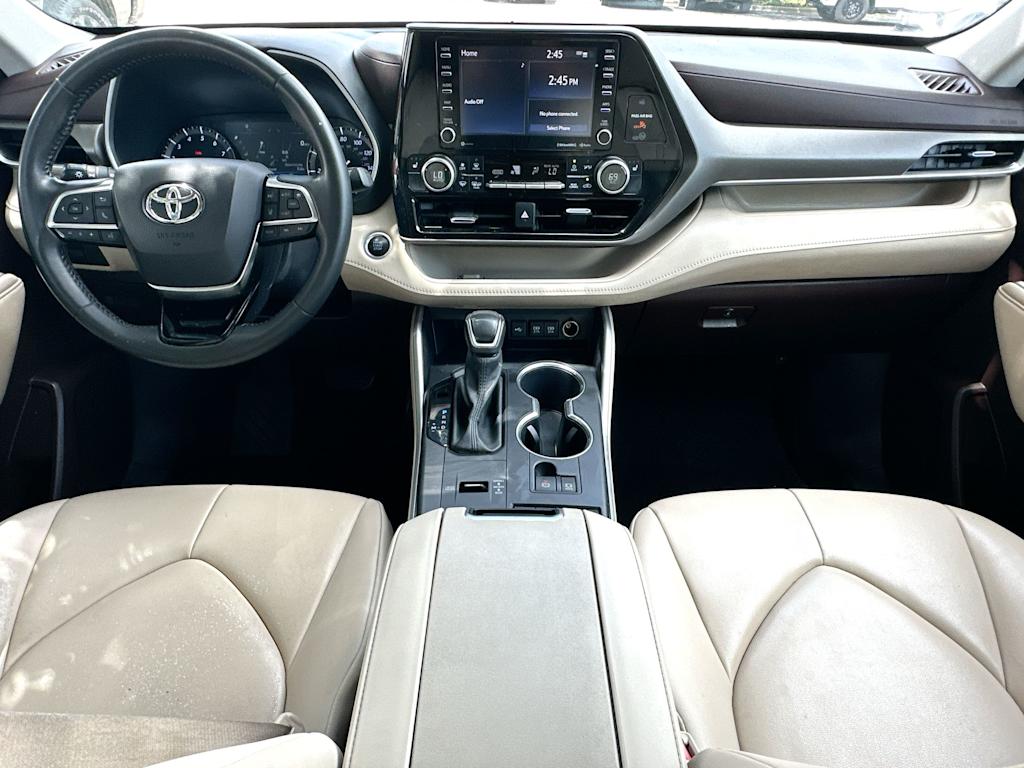 Thumbnail: 2021 Toyota Highlander - 9