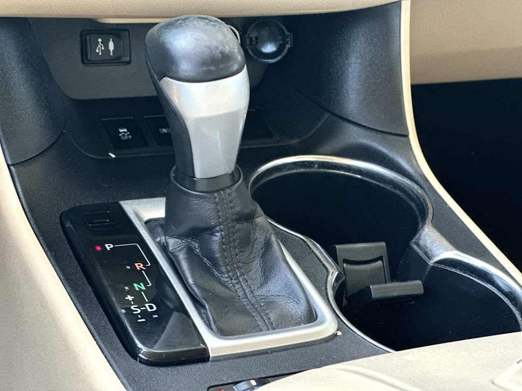 Thumbnail: 2016 Toyota Highlander - 13