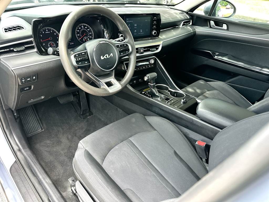 Thumbnail: 2023 Kia K5 - 2