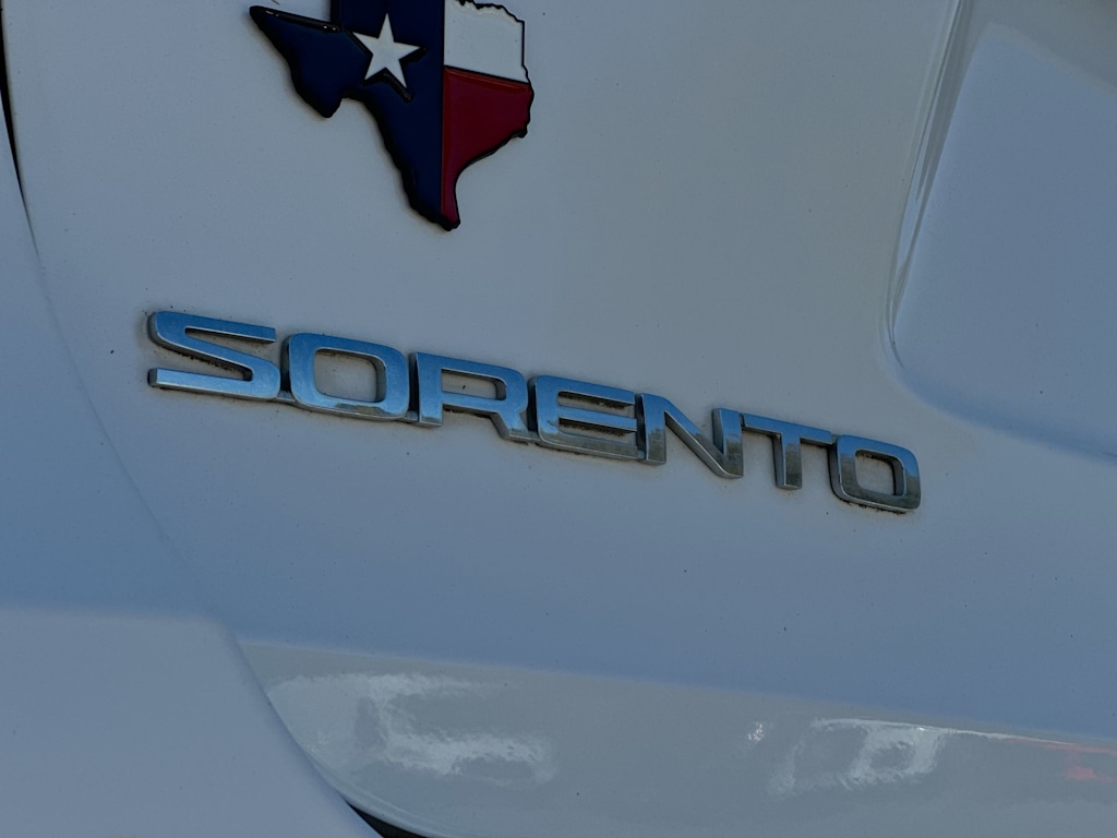 Thumbnail: 2020 Kia Sorento - 7