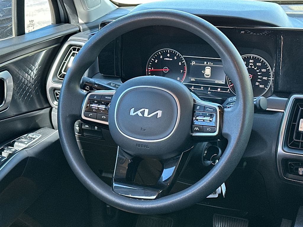 Thumbnail: 2023 Kia Sorento - 12