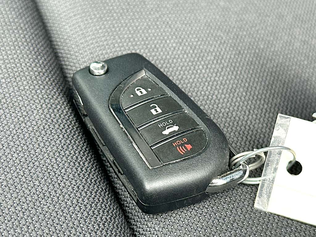 Thumbnail: 2025 Toyota Corolla - 17