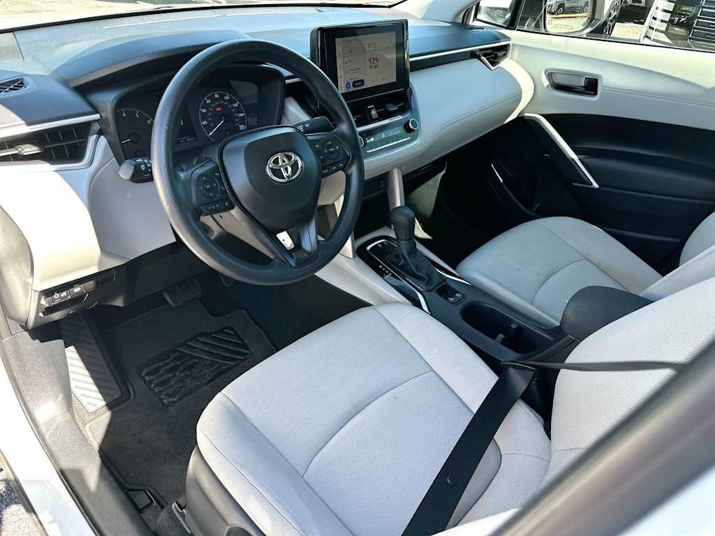 Thumbnail: 2025 Toyota Corolla Cross - 2