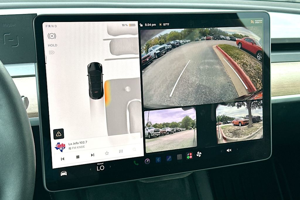 Thumbnail: 2023 Tesla Model Y - 13