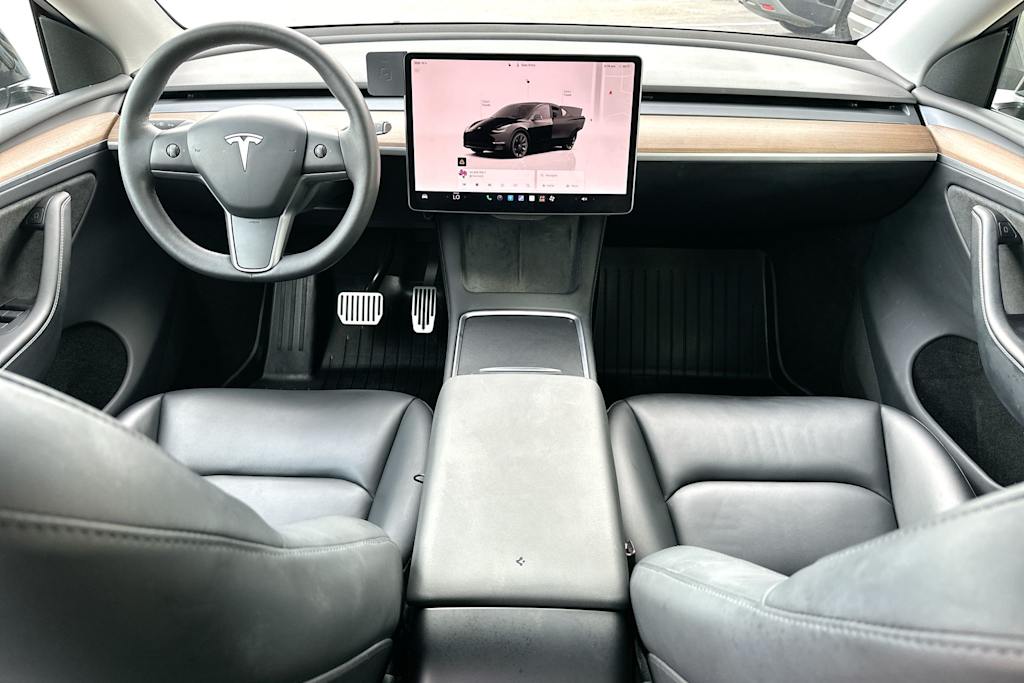 Thumbnail: 2023 Tesla Model Y - 11