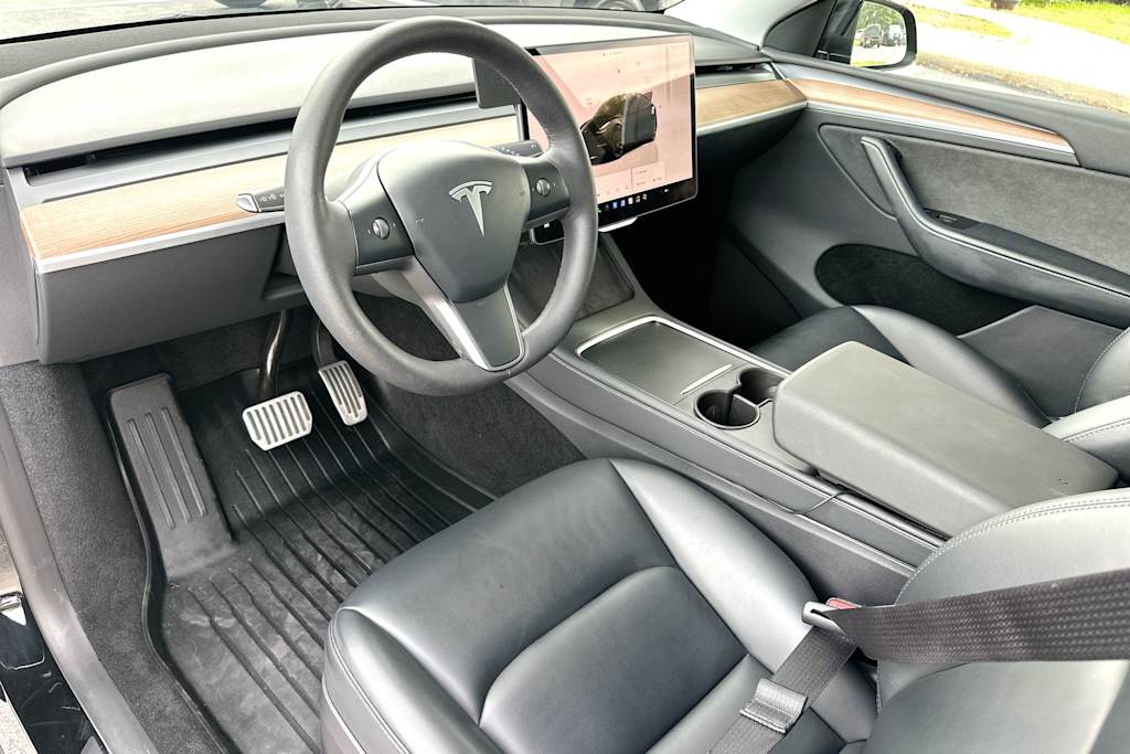Thumbnail: 2023 Tesla Model Y - 2