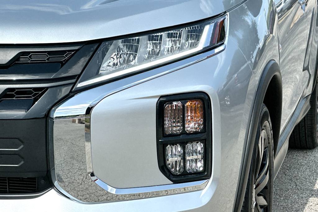 Thumbnail: 2026 Mitsubishi Outlander Sport - 27