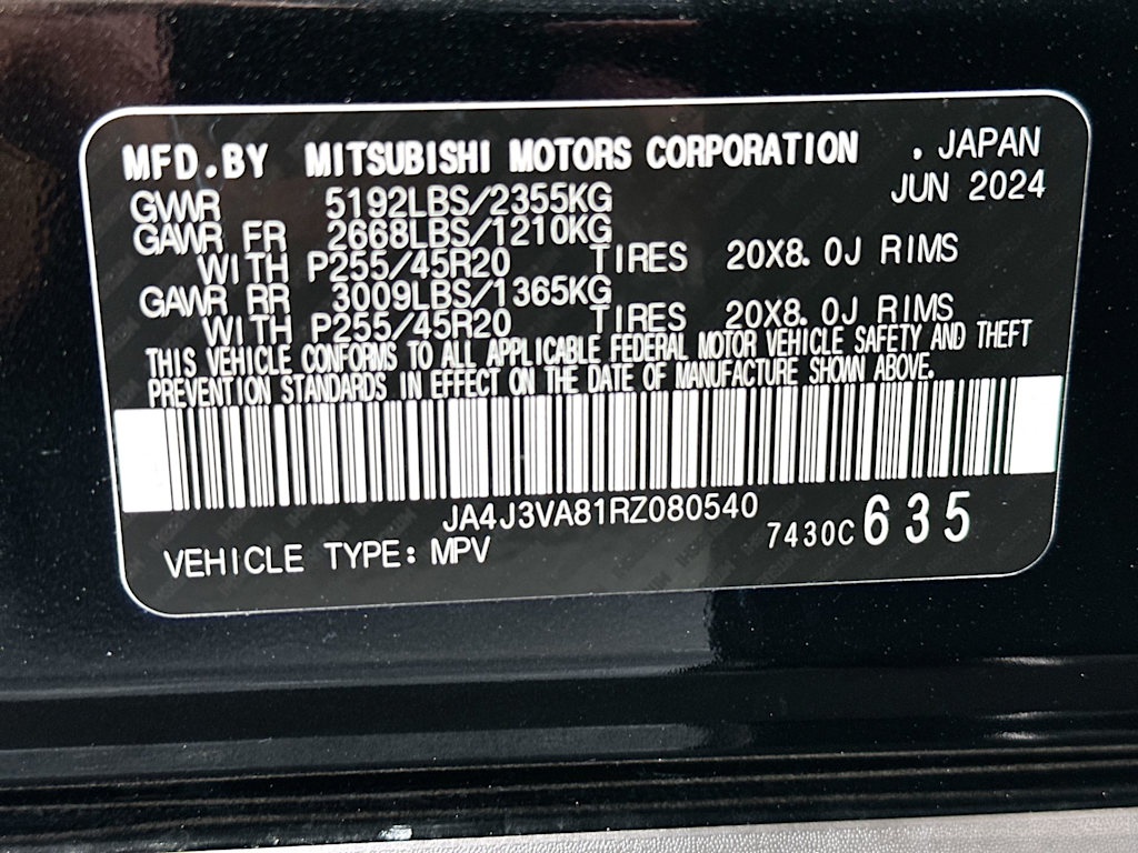 Thumbnail: 2024 Mitsubishi Outlander - 18