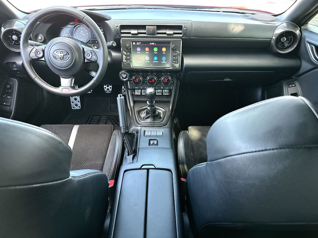 Thumbnail: 2025 Toyota GR86 - 9