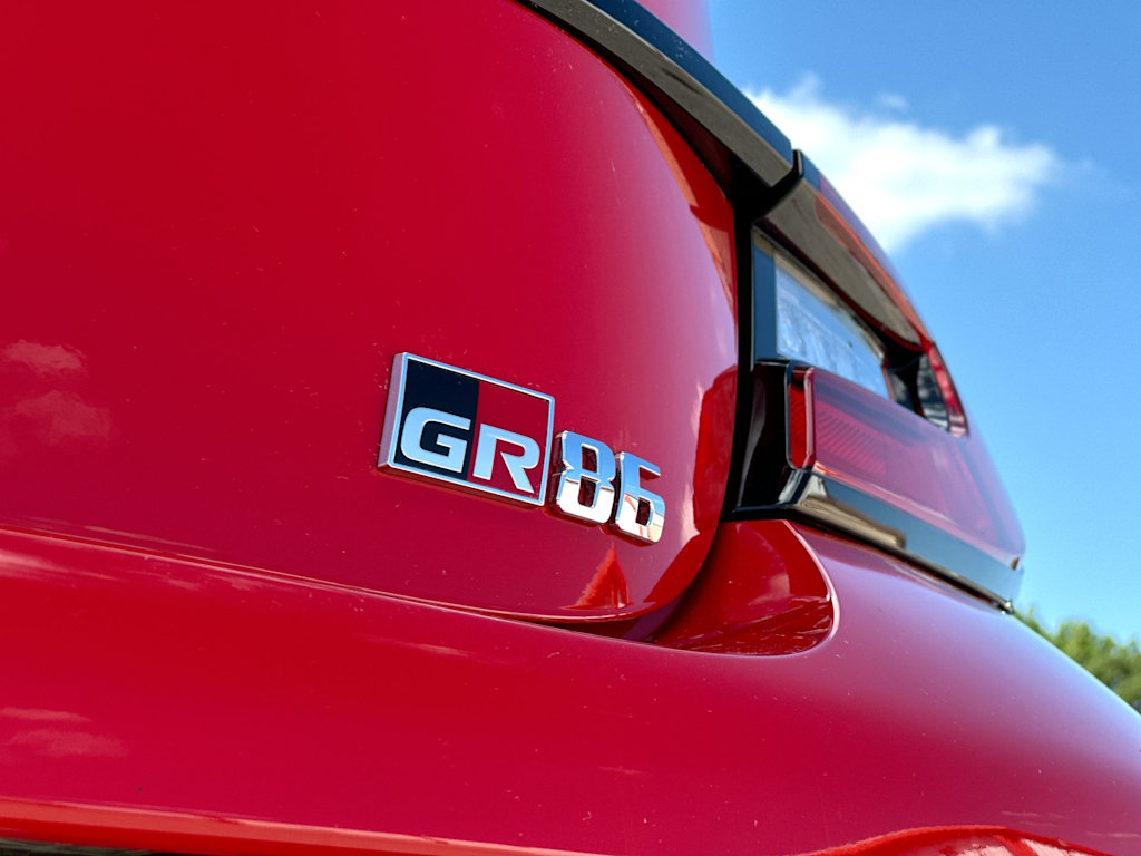 Thumbnail: 2025 Toyota GR86 - 7