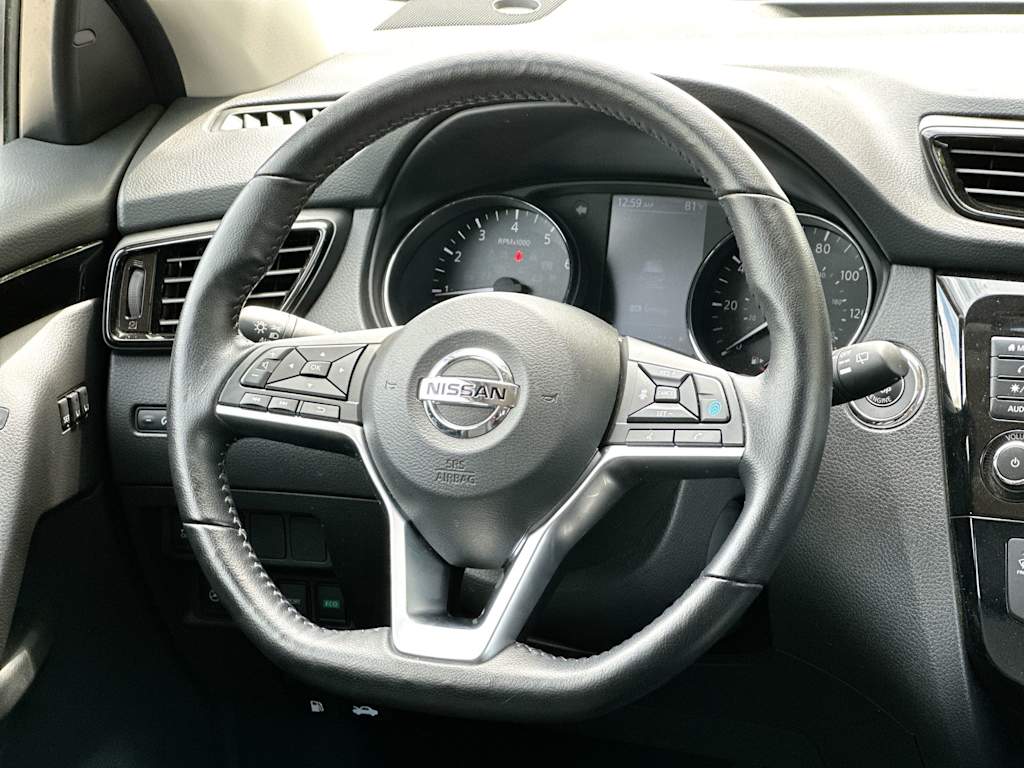 Thumbnail: 2022 Nissan Rogue Sport - 12