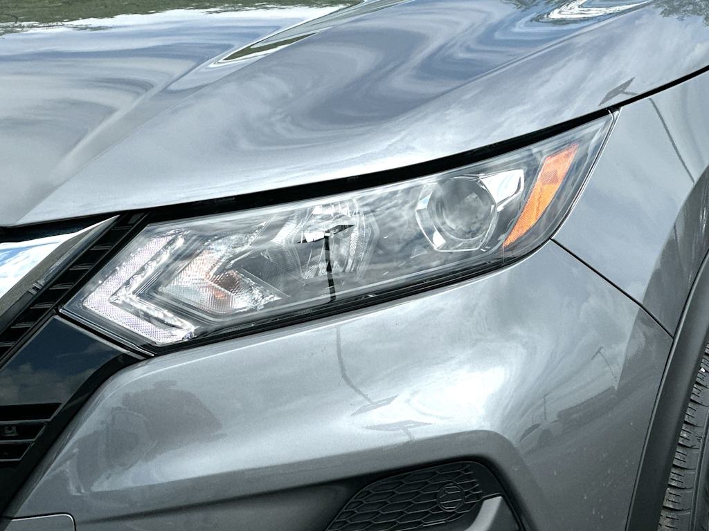 Thumbnail: 2022 Nissan Rogue Sport - 27