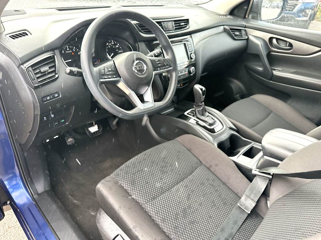 Thumbnail: 2020 Nissan Rogue Sport - 2