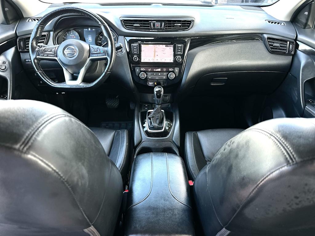 Thumbnail: 2022 Nissan Rogue Sport - 9