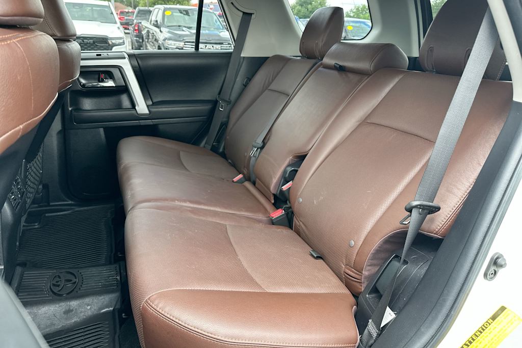 Thumbnail: 2022 Toyota 4Runner - 11