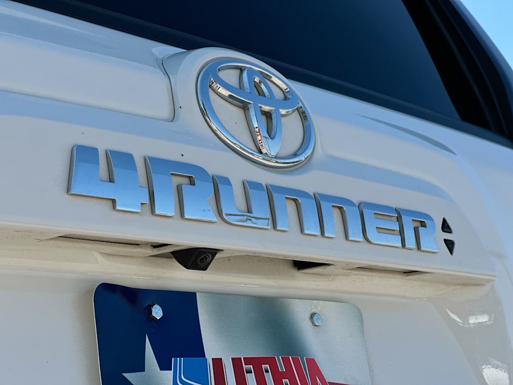 Thumbnail: 2022 Toyota 4Runner - 7
