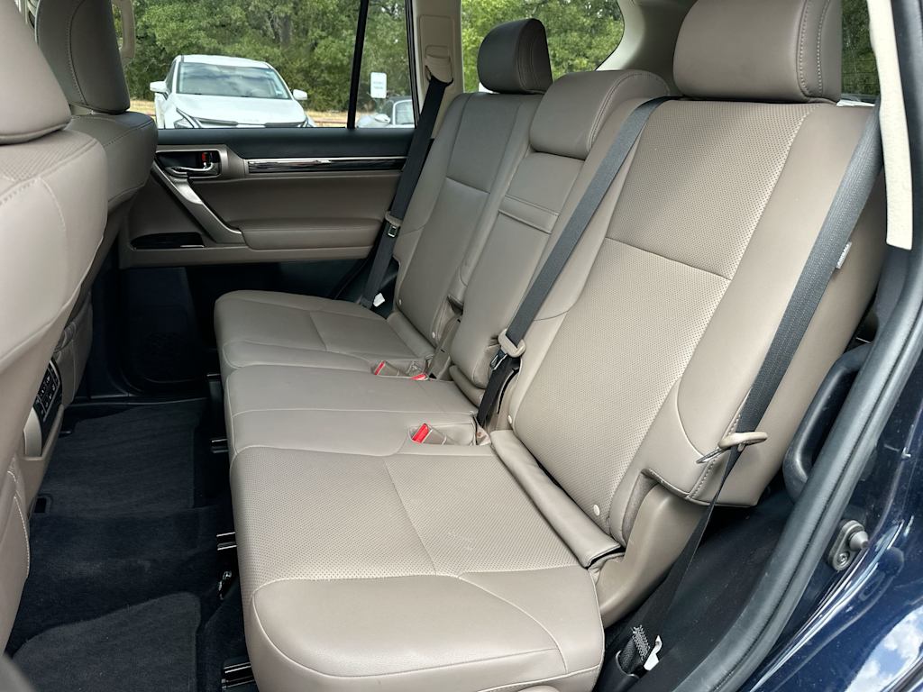 Thumbnail: 2021 Lexus GX - 12