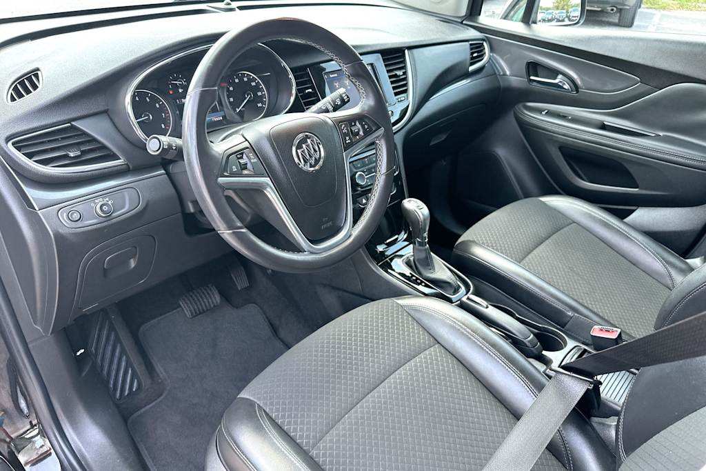 Thumbnail: 2022 Buick Encore - 2