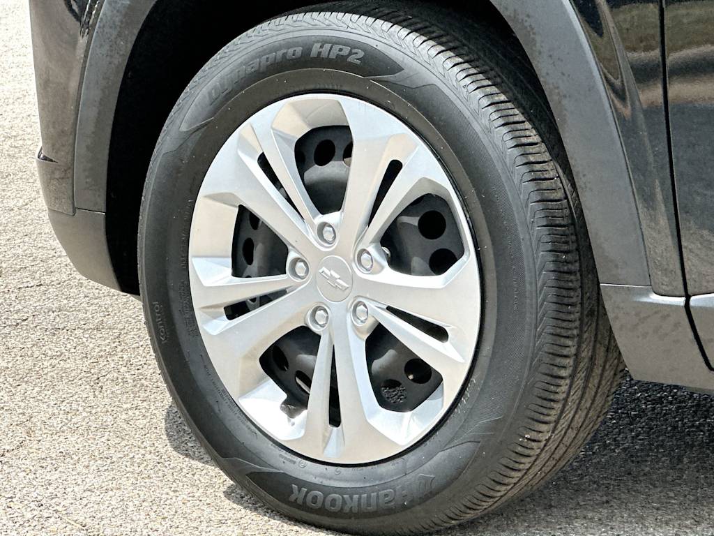 Thumbnail: 2024 Chevrolet Trax - 8