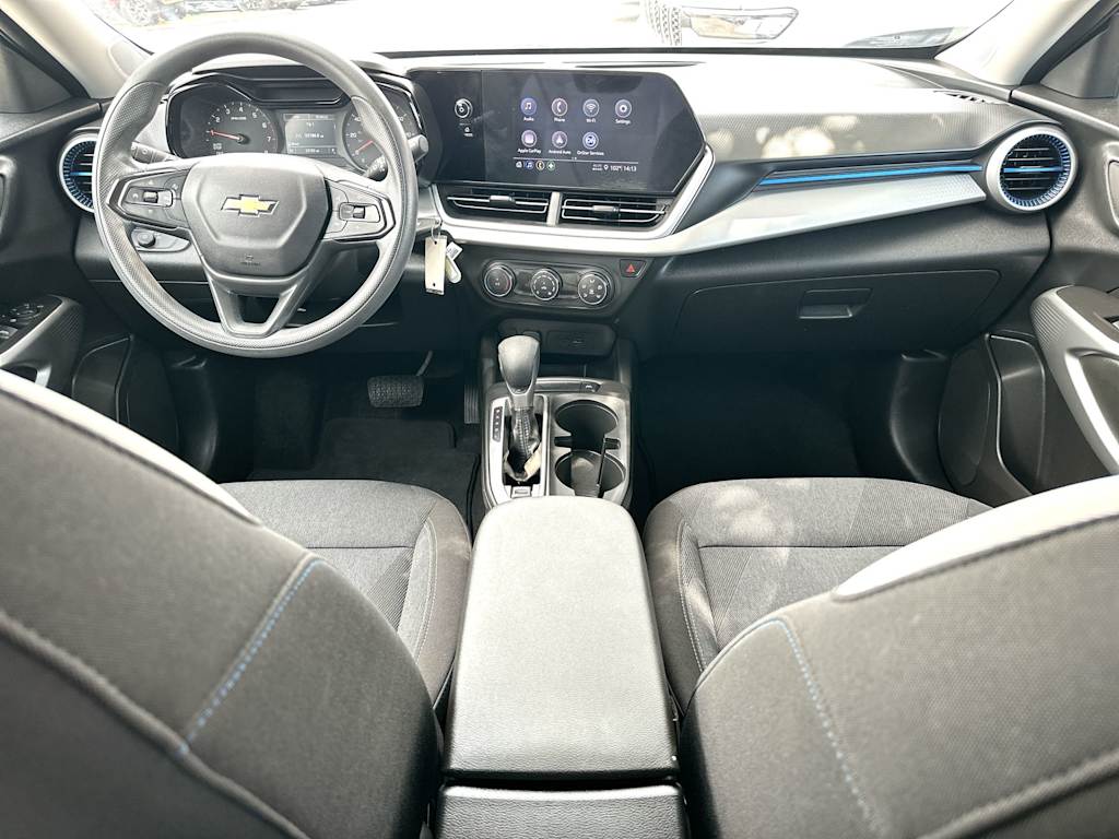 Thumbnail: 2024 Chevrolet Trax - 9