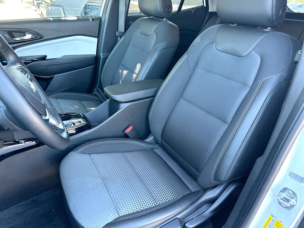 Thumbnail: 2025 Chevrolet Trax - 10