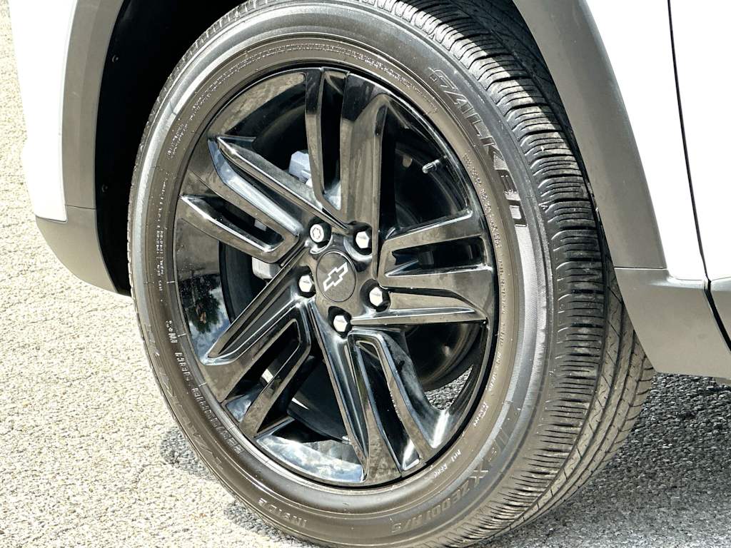 Thumbnail: 2025 Chevrolet Trax - 8