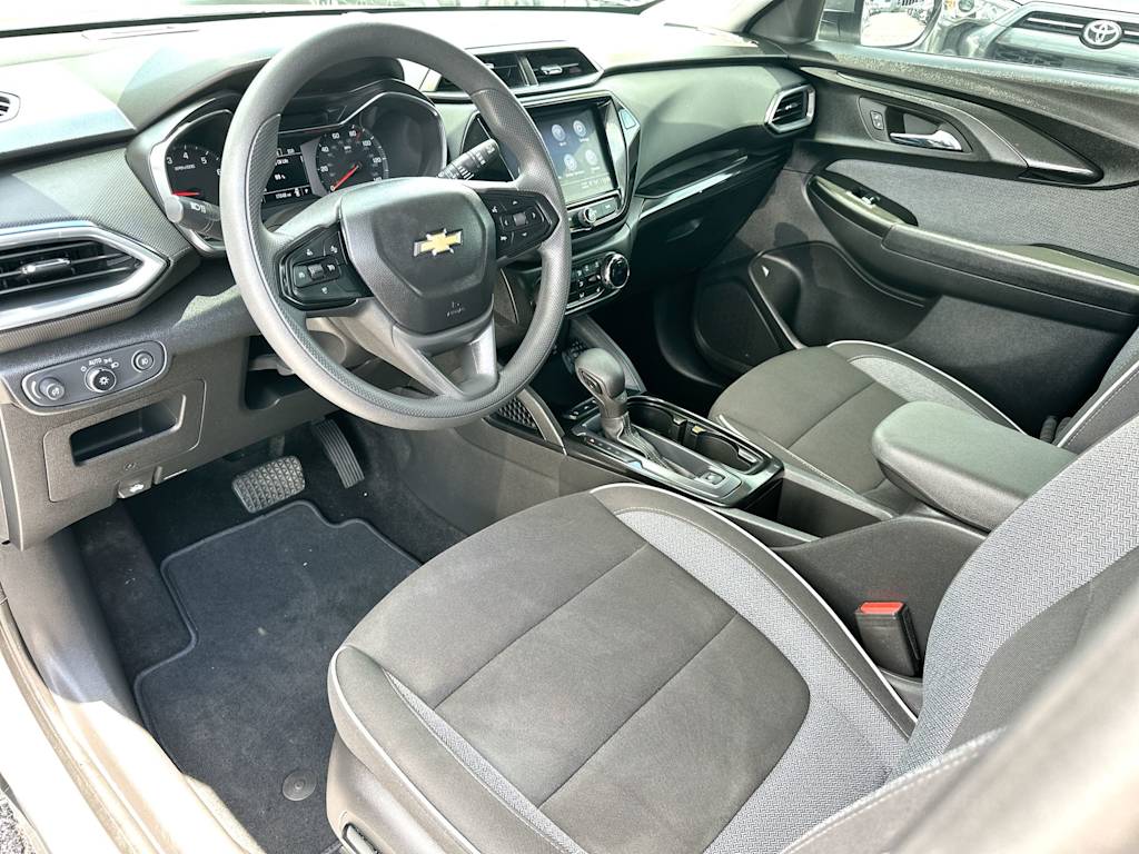 Thumbnail: 2023 Chevrolet TrailBlazer - 2