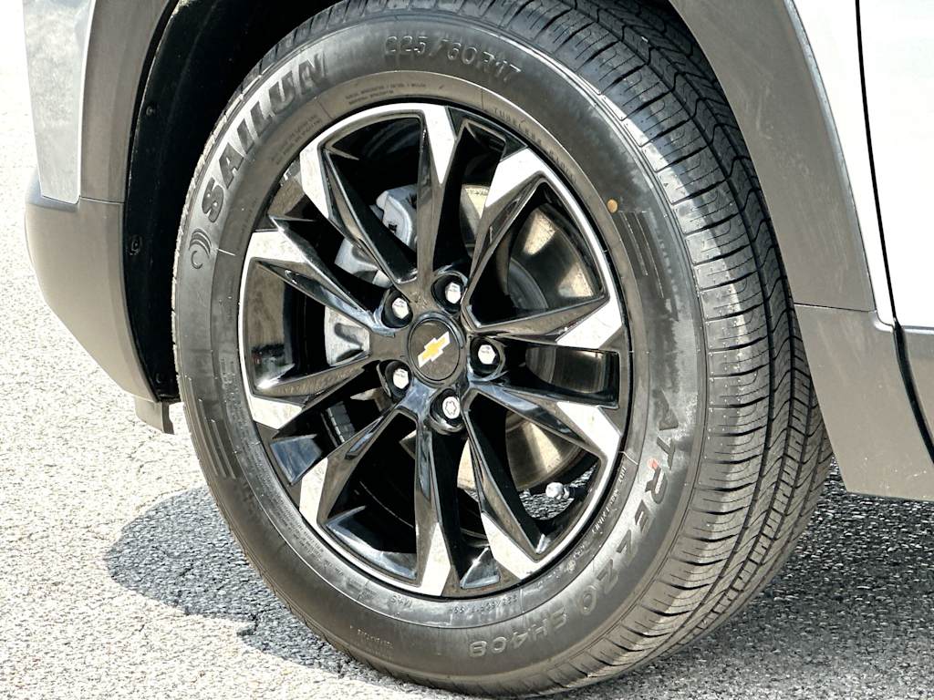 Thumbnail: 2023 Chevrolet TrailBlazer - 8