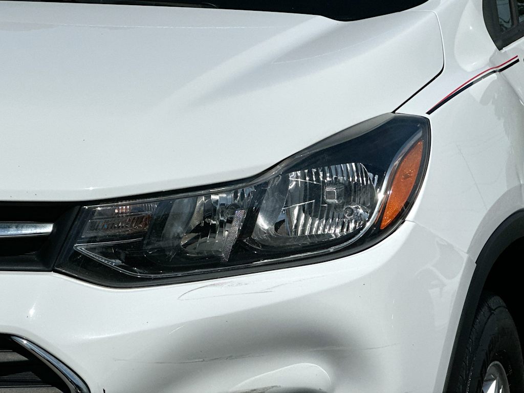 Thumbnail: 2017 Chevrolet Trax - 27