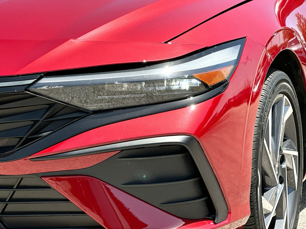Thumbnail: 2025 Hyundai Elantra - 24