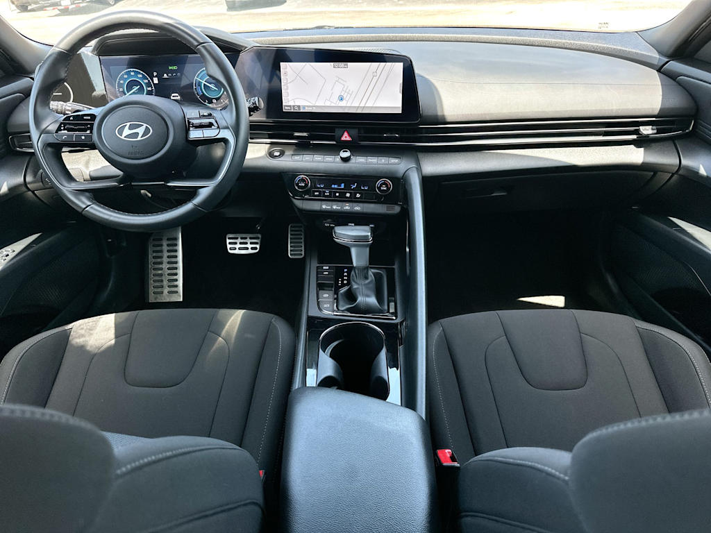 Thumbnail: 2025 Hyundai Elantra - 9
