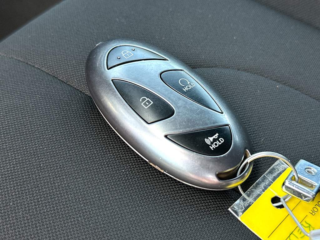 Thumbnail: 2025 Hyundai Elantra - 17