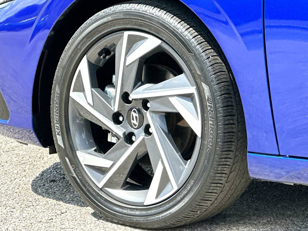 Thumbnail: 2025 Hyundai Elantra - 8