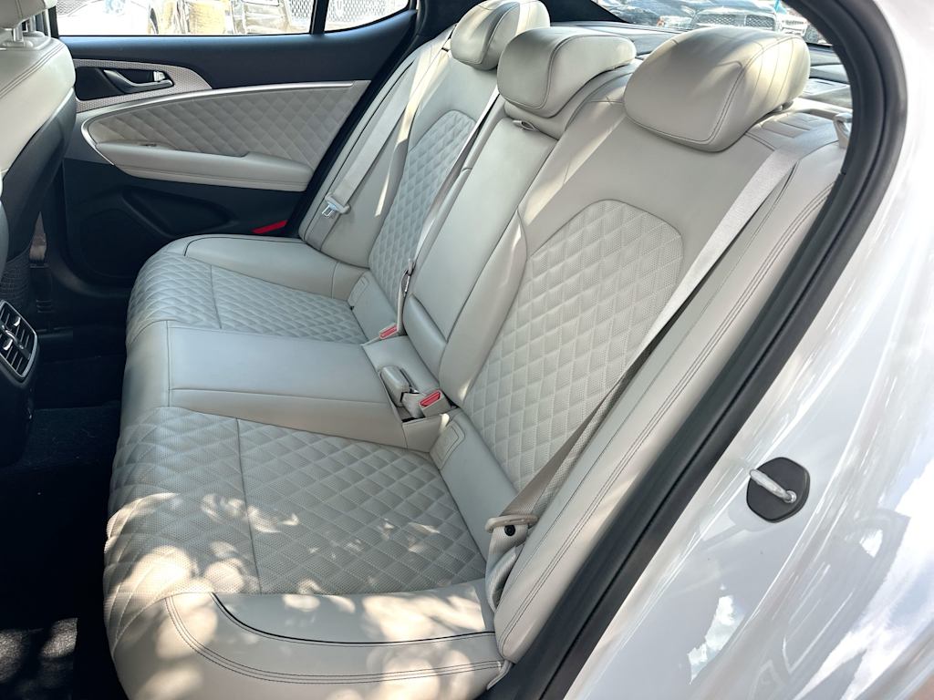Thumbnail: 2023 Genesis G70 - 11