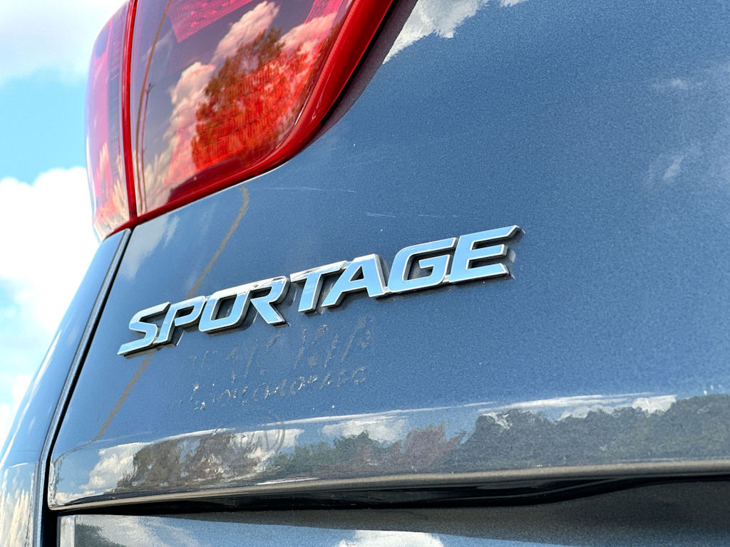 Thumbnail: 2017 Kia Sportage - 7