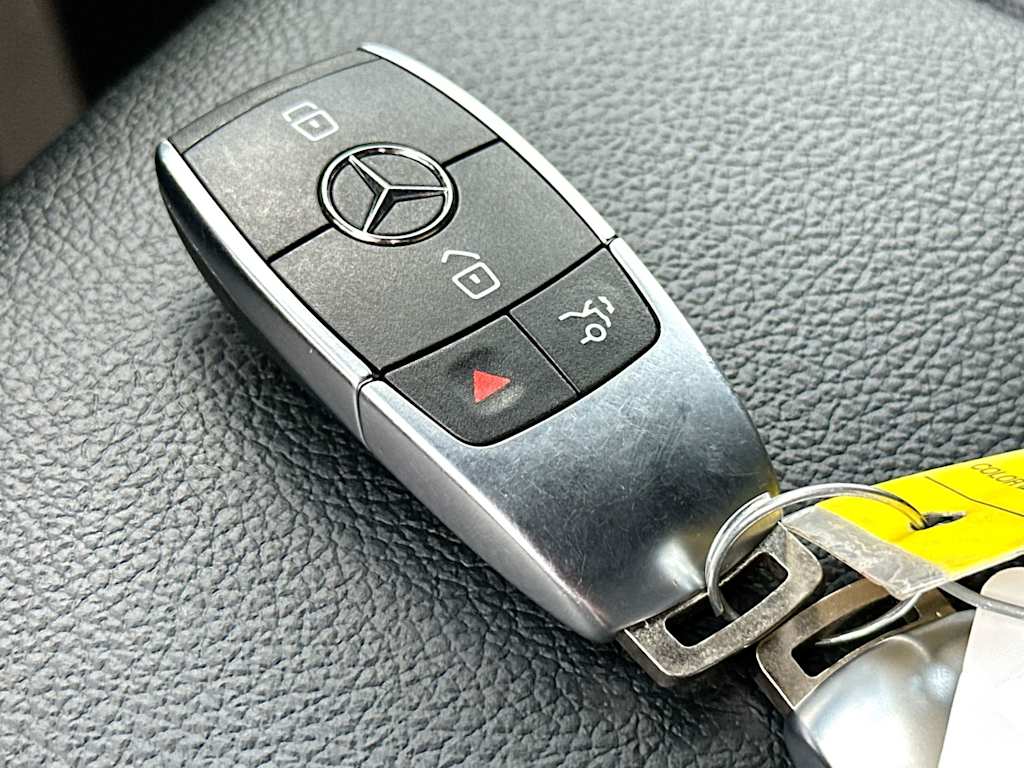Thumbnail: 2025 Mercedes-Benz GLA - 16