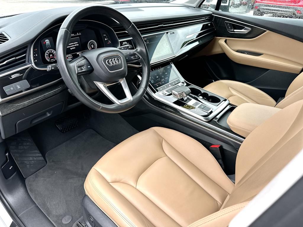 Thumbnail: 2023 Audi Q7 - 2