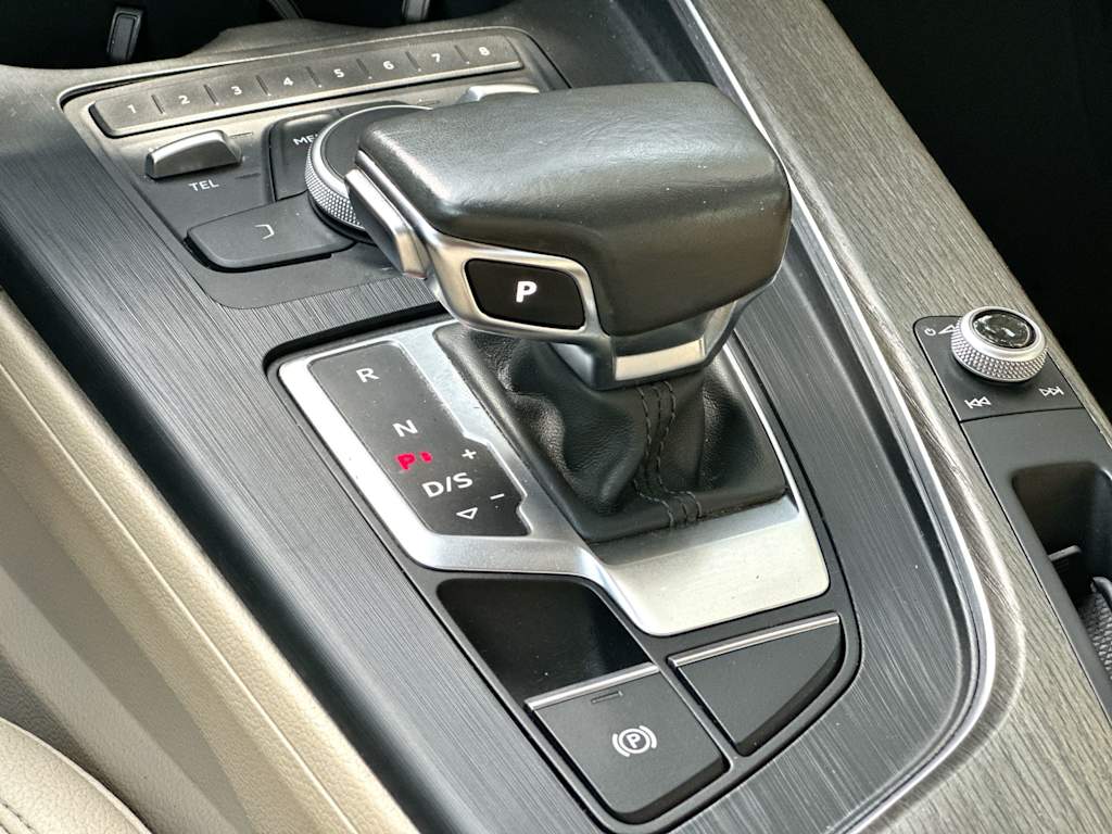 Thumbnail: 2019 Audi A4 - 14