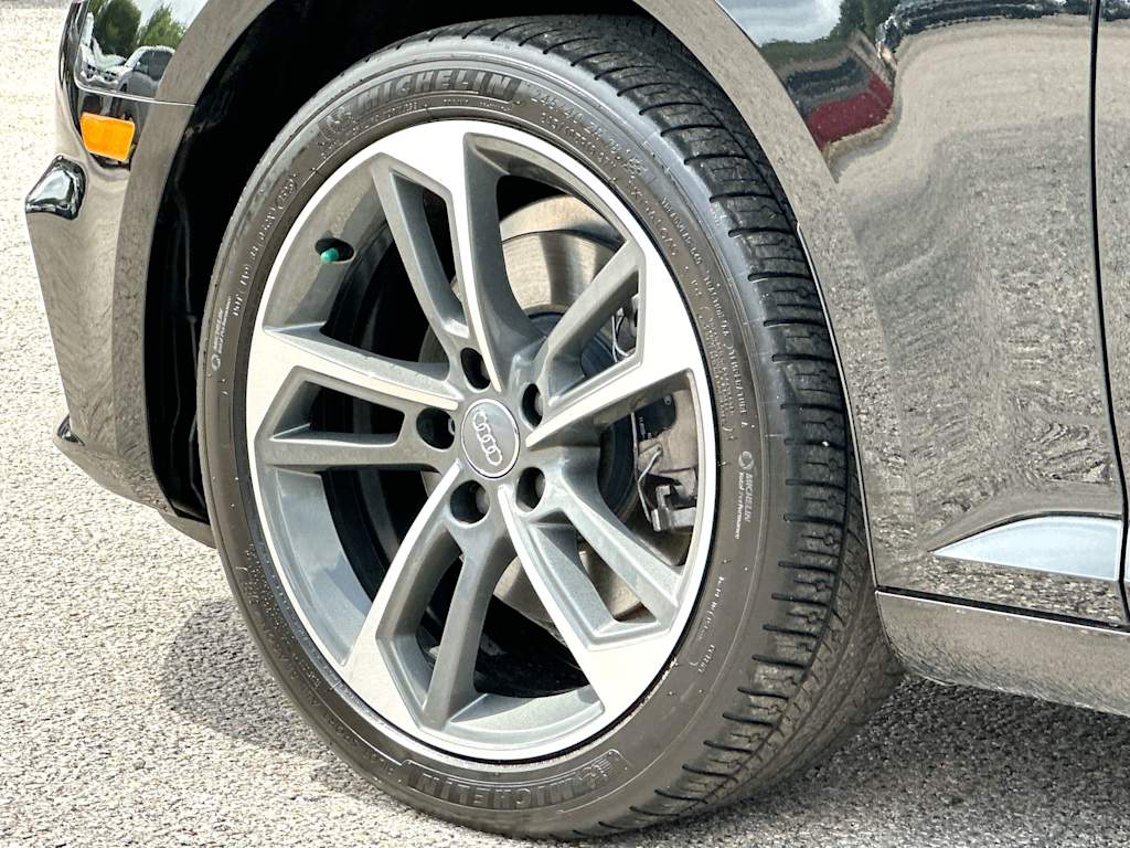 Thumbnail: 2019 Audi A4 - 8