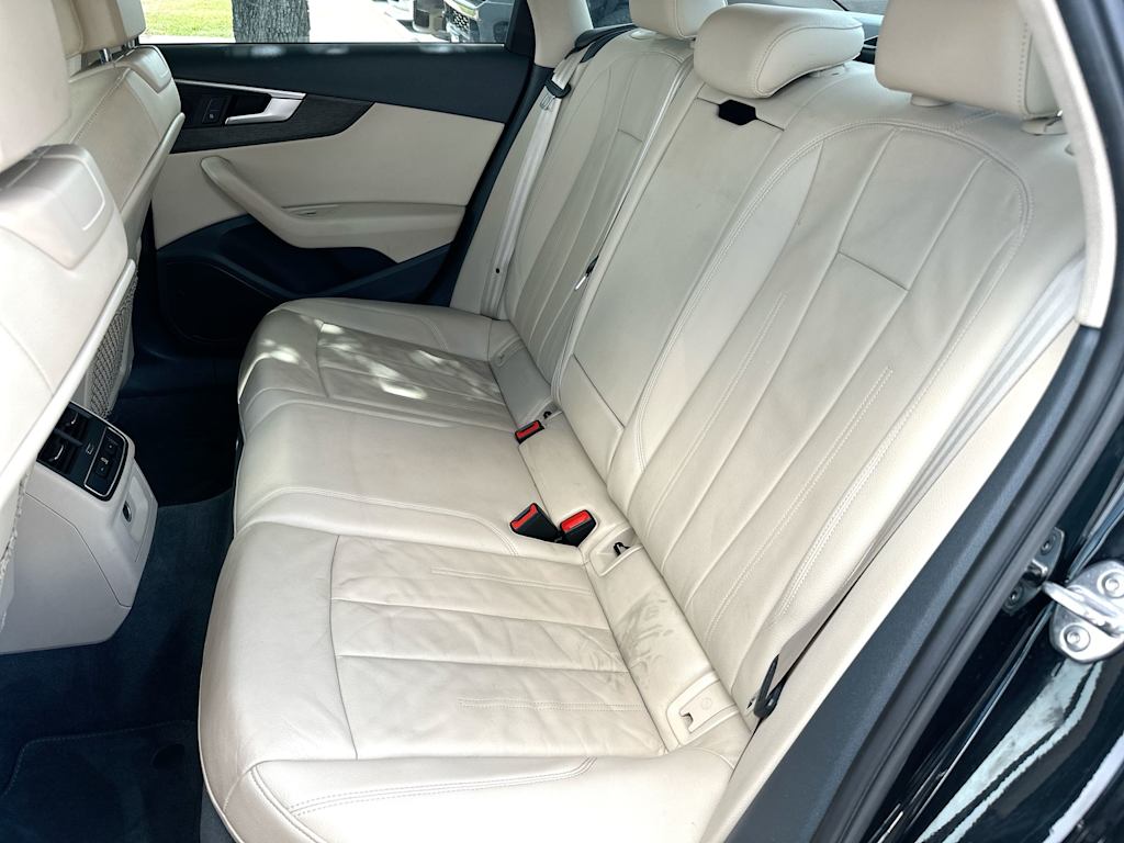 Thumbnail: 2019 Audi A4 - 11