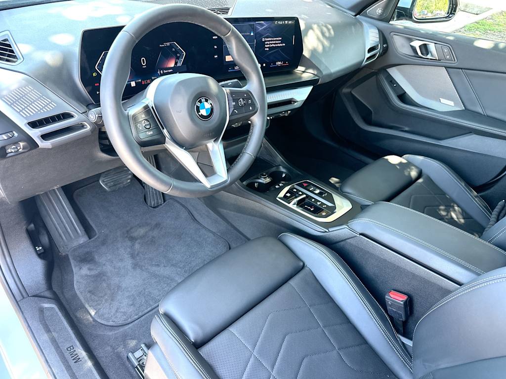 Thumbnail: 2025 BMW 2 Series - 2