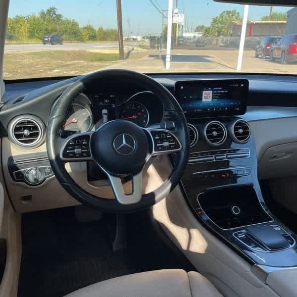 Thumbnail: 2020 Mercedes-Benz GLC - 2