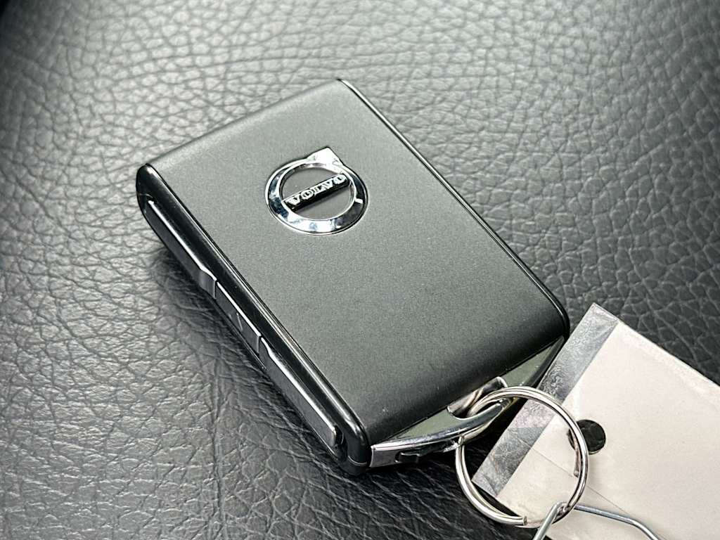 Thumbnail: 2023 Volvo XC90 - 29