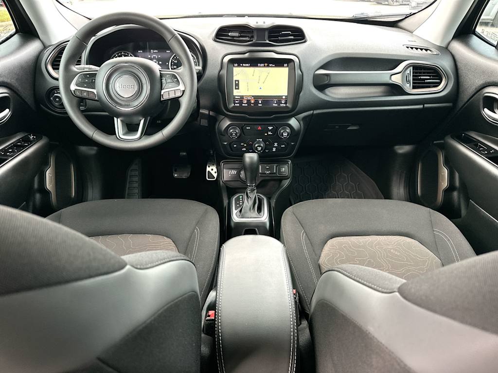 Thumbnail: 2023 Jeep Renegade - 9