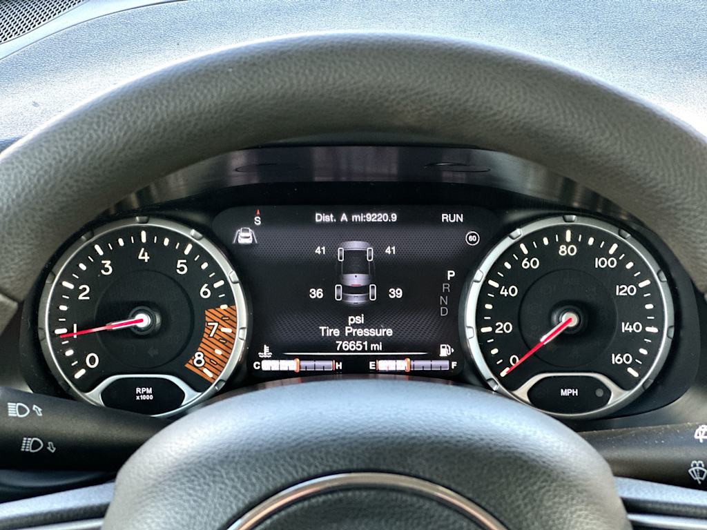 Thumbnail: 2023 Jeep Renegade - 15