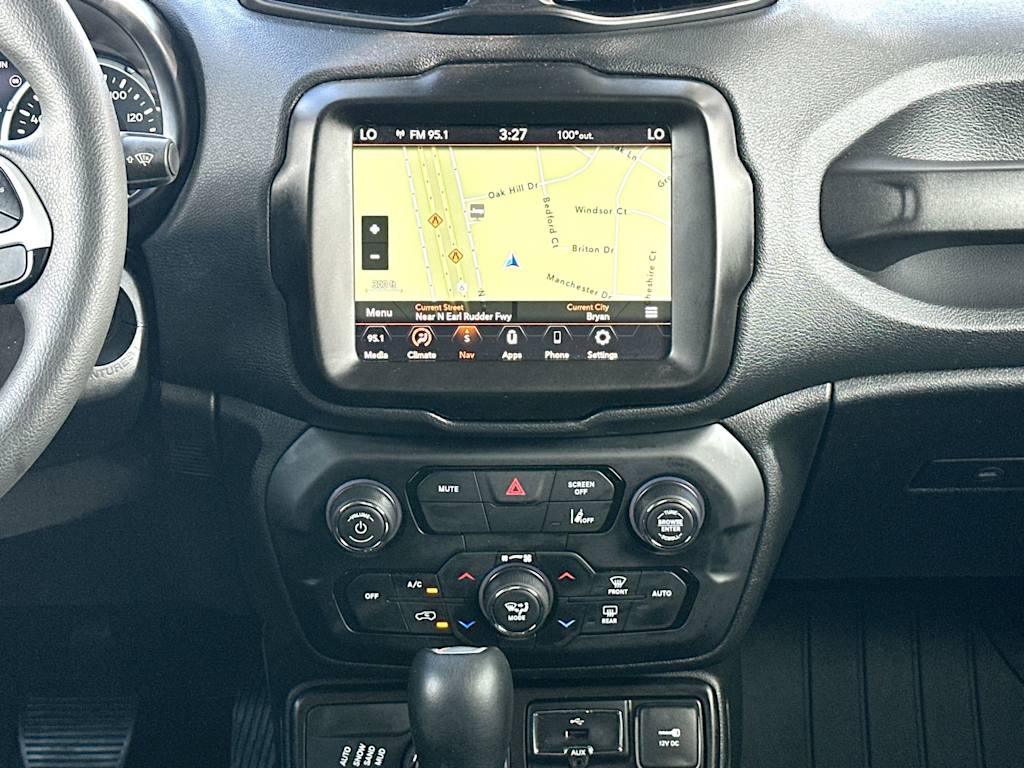 Thumbnail: 2023 Jeep Renegade - 29