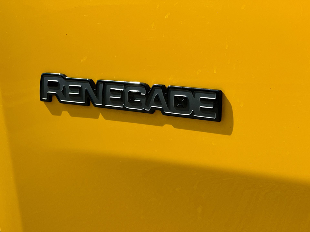 Thumbnail: 2023 Jeep Renegade - 7