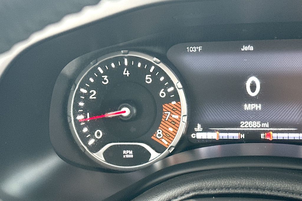 Thumbnail: 2022 Jeep Renegade - 15