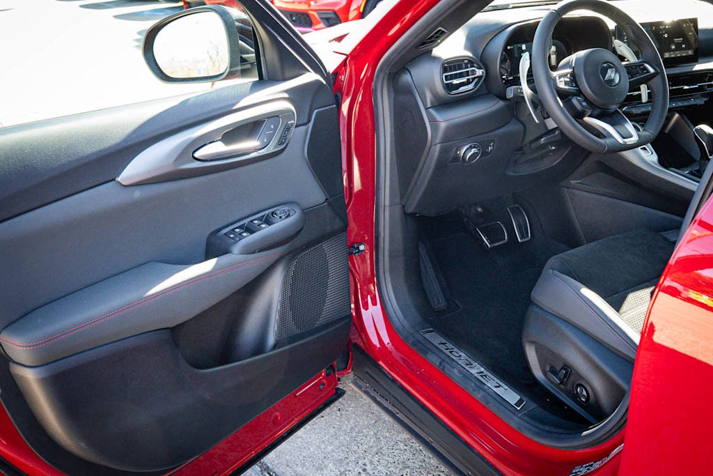 2024 Dodge Hornet R/T 26